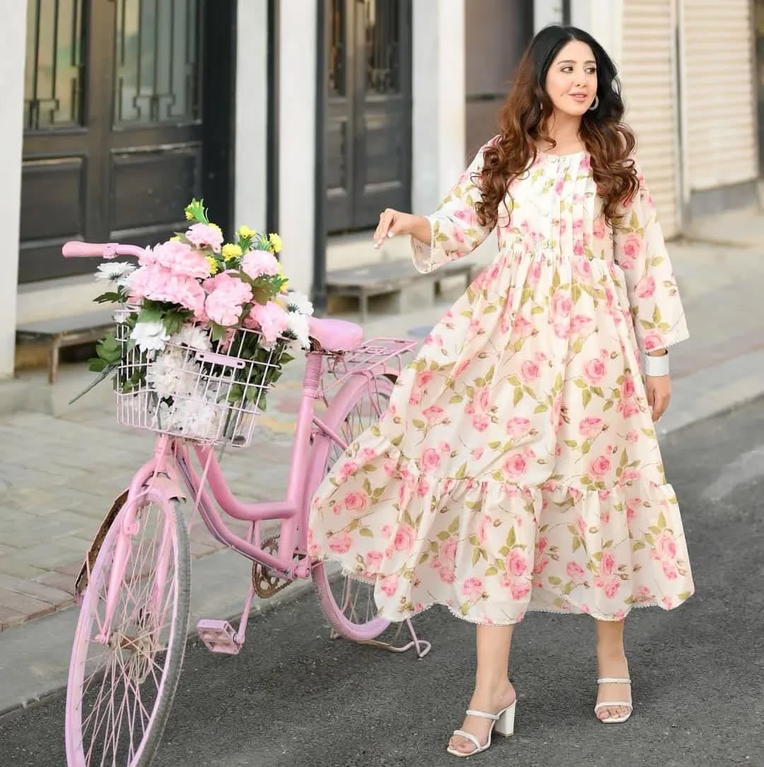 Pink rose Printed Lawn